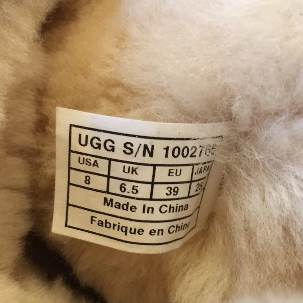 UGG | Short Boots With Flip Sequins & Genuine Sheepskin Lining